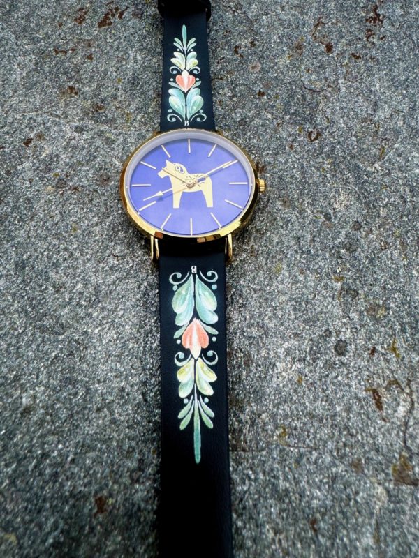DALAWATCH GULD /BLÅ MED DESIGNAT LÄDERBAND KURBITS